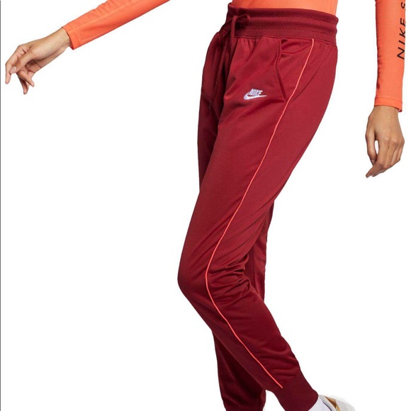 heritage nike joggers